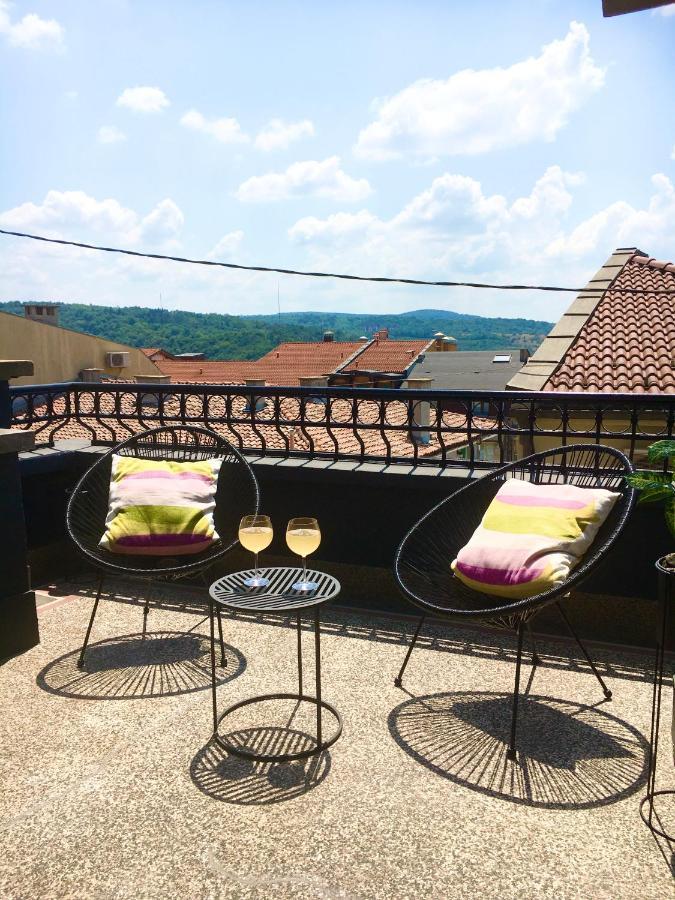 Room E11Even Veliko Tărnovo Esterno foto